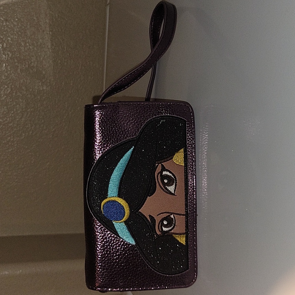 Princess Jasmine Metallic Purple Women's Crossbody Phone Bag